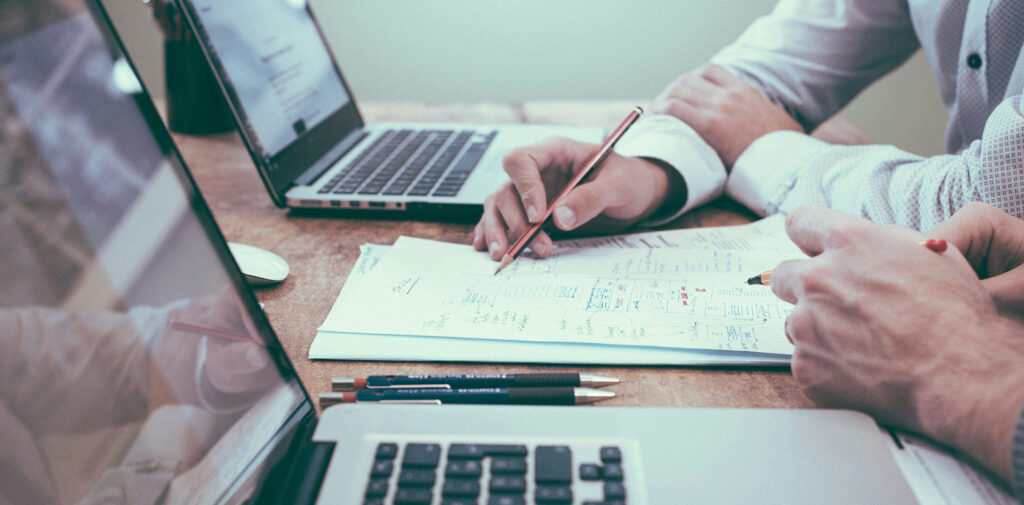 소외 테마주, 관심종목, 농업 식량안보 테마, 바이오 헬스케어 주식, 에너지 재생에너지 ETF, 해운 조선 테마주, 내수 소비재 주식, 계절 테마주, 국제 정세 테마, 저평가 테마주, 2026 거래량 증가주, 주식 추천