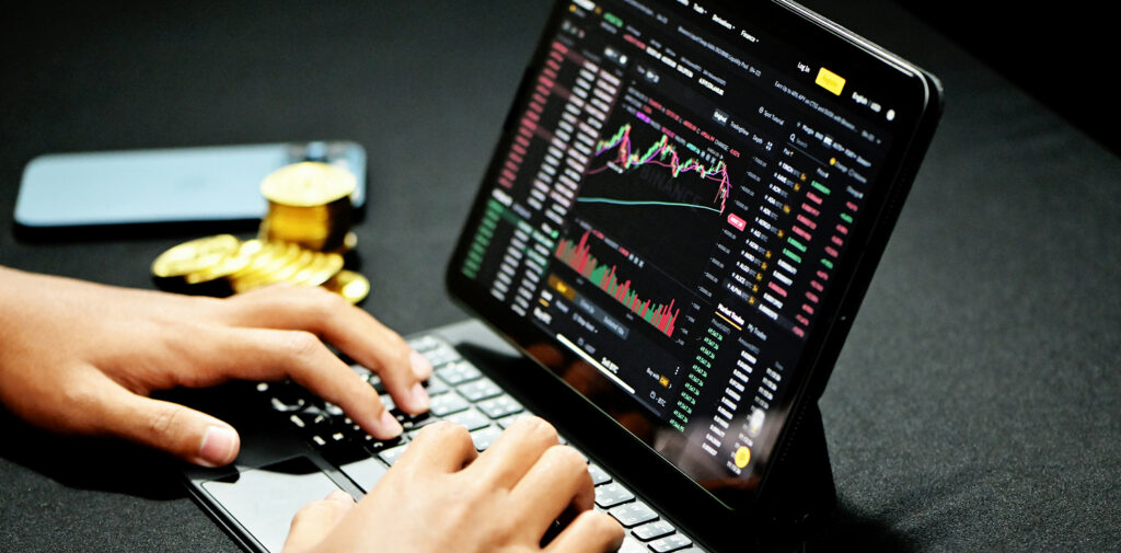 트럼프 국방예산 2000조, 미국 방산주 급등, 한화에어로스페이스 주가, 한화시스템 방산, LIG넥스원, 현대로템 방산, 1.5조달러 국방예산, 글로벌 방산 ETF, 미국 방위산업 투자, 2026 증시 브리핑, 방산 대장주, 미국 방산주